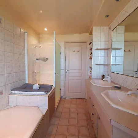 Spacious With Private Pool And Sauna * Saint-André-de-Roquelongue